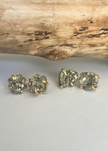 Abundance Studs