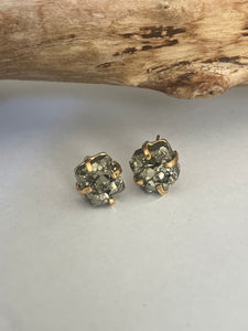 Abundance Studs